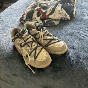 Offwhite dunks (used)